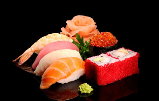 Суши — вкусное блюдо к любому празднику